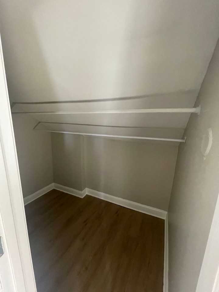 21328 Mount Lena Rd - Photo 6 of 13