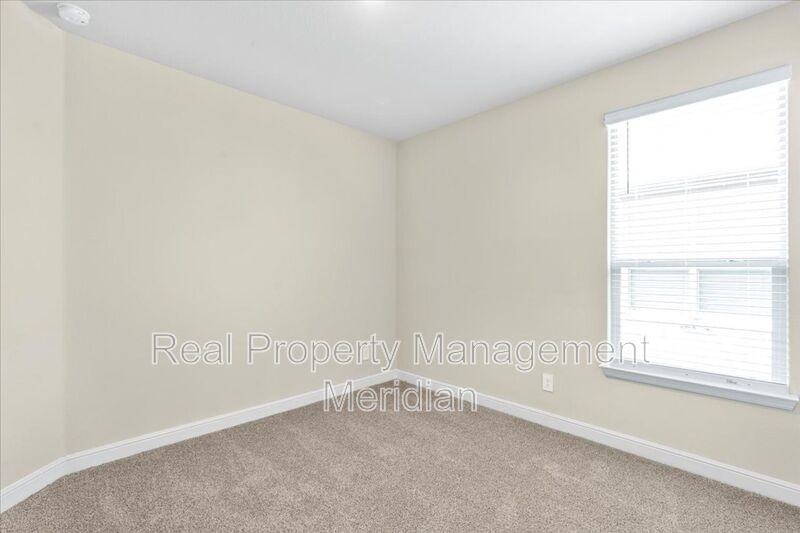 2212 Gill Star Dr - Photo 3 of 19