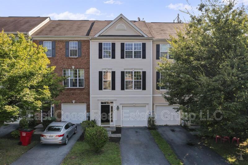 314 Starkeys Lndg - Photo 2 of 43