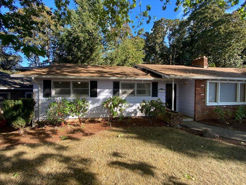 1049 Luradel Ave S - Photo 3 of 26