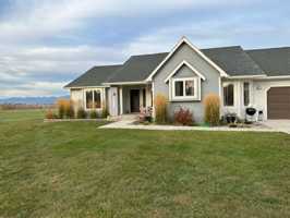 featured image of 4415 Hoover Ln