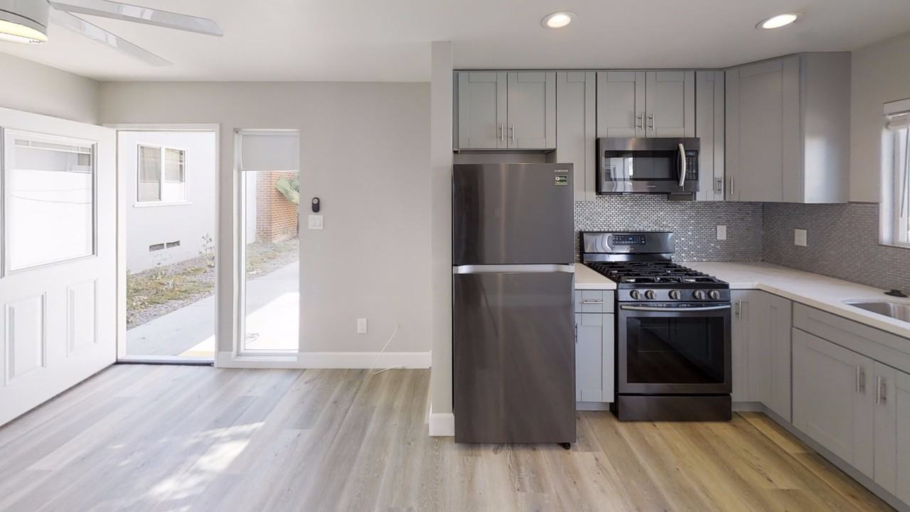 6324 Montezuma Rd - Photo 7 of 17