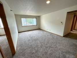 featured image of 221 Sheldon Ave