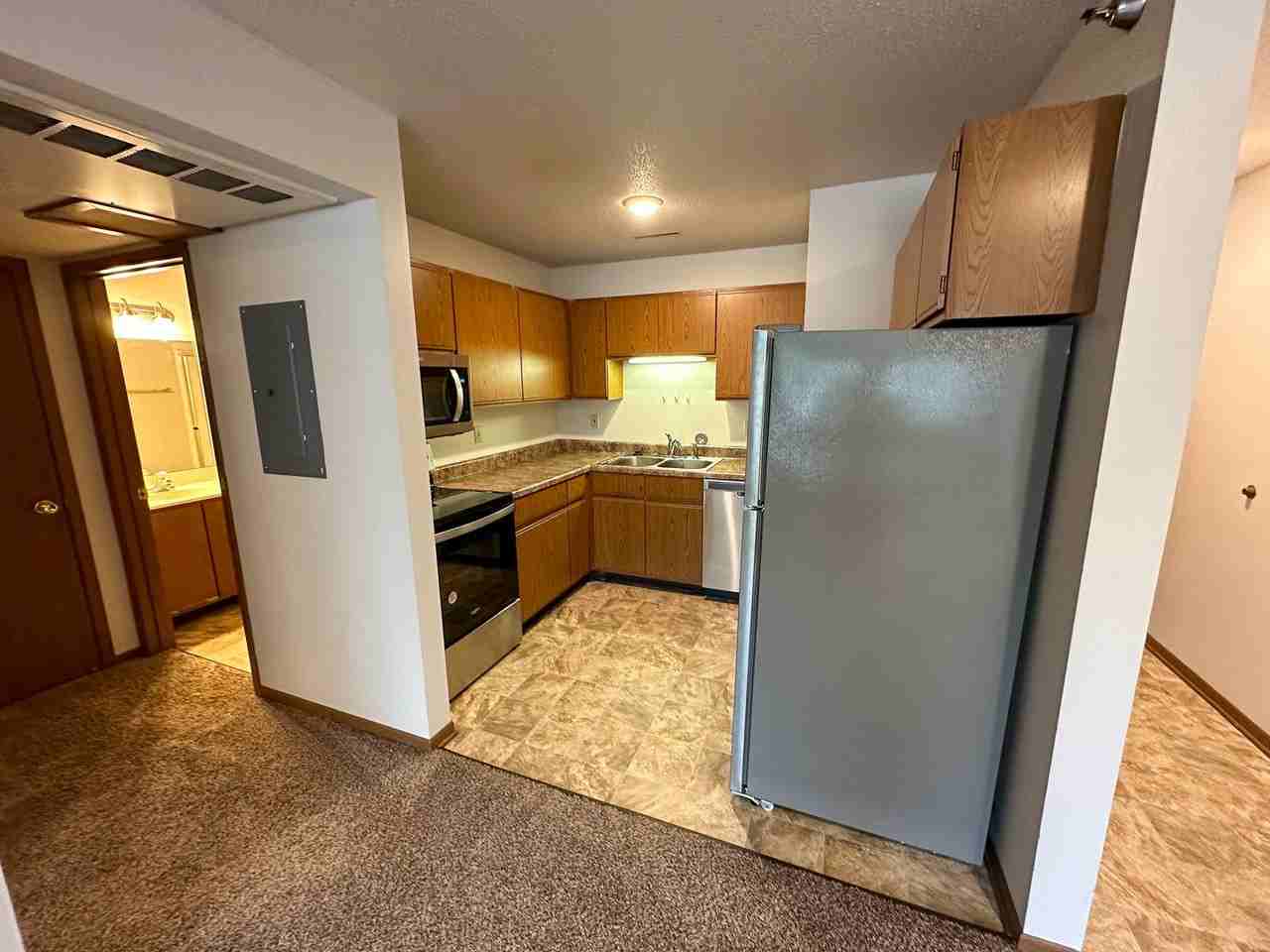 225 Hyland - Photo 3 of 50