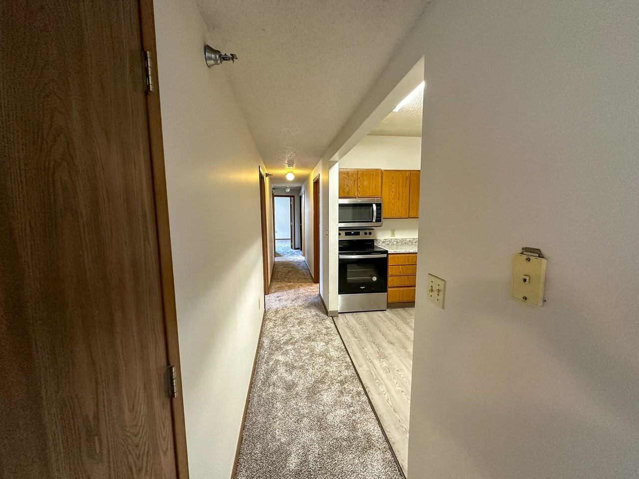 2717 West Street - Photo 5 of 22
