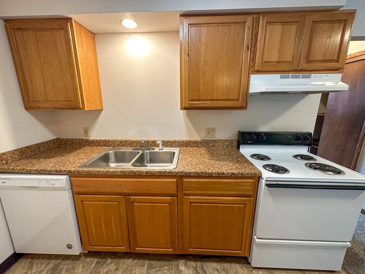 2925 Woodland - Photo 7 of 19