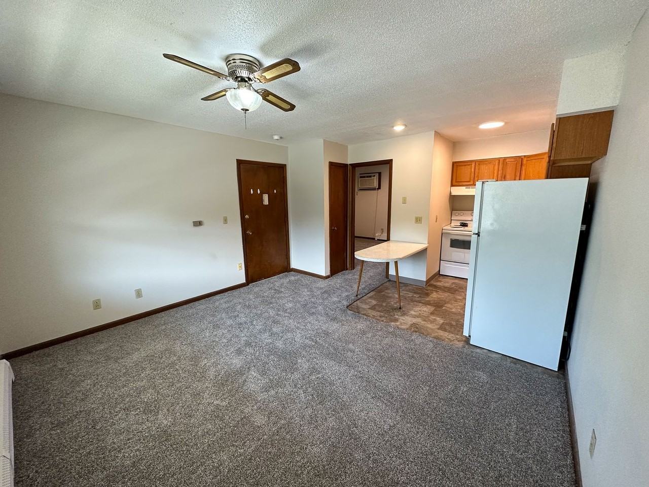 2929 West Street - Photo 5 of 32