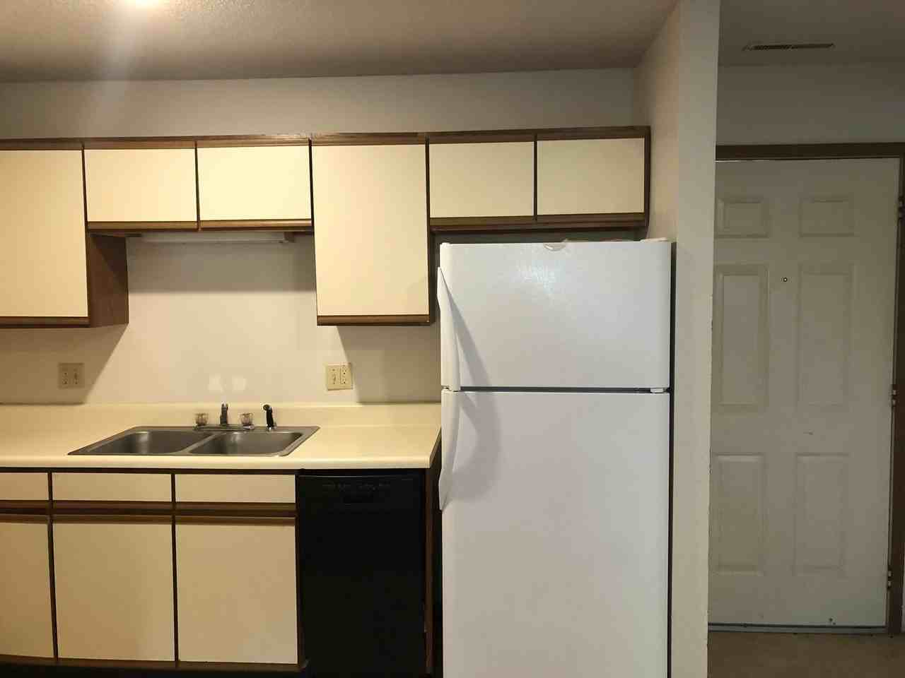 312 Hillcrest - Photo 3 of 50