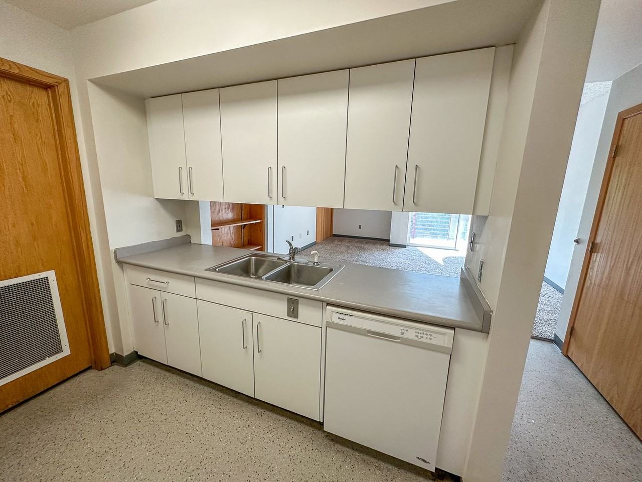 245 Hyland - Photo 7 of 22