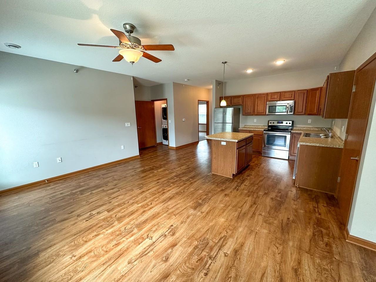 135 Campus - Photo 4 of 23