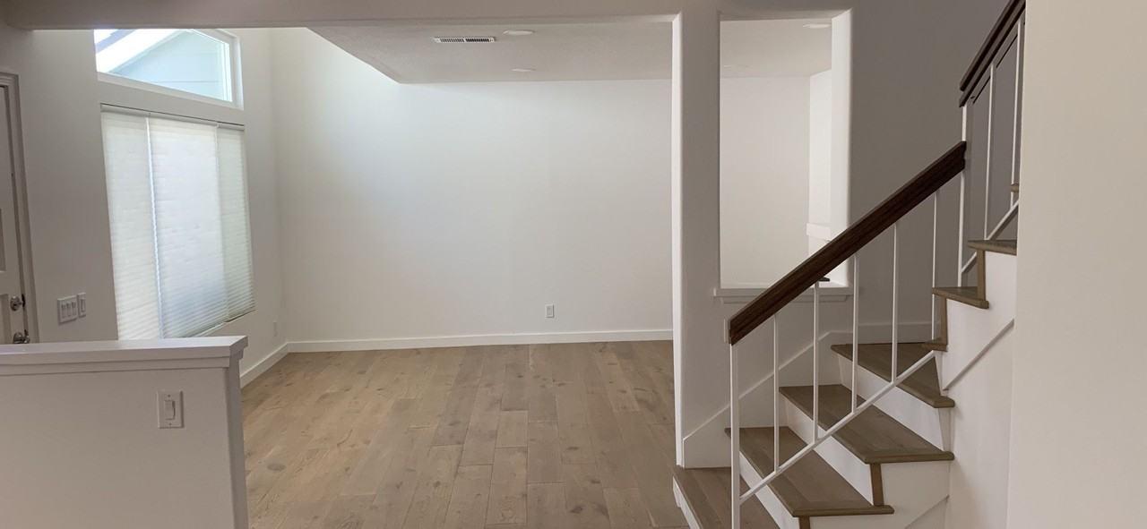 21011 Providence - Photo 3 of 13