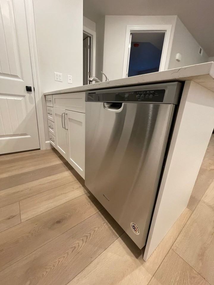 1029 N 1030 W - Photo 3 of 11