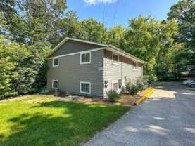 3008 Oakland St - Photo 1 of 1