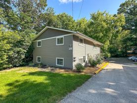 3010 Oakland St - Photo 1 of 1