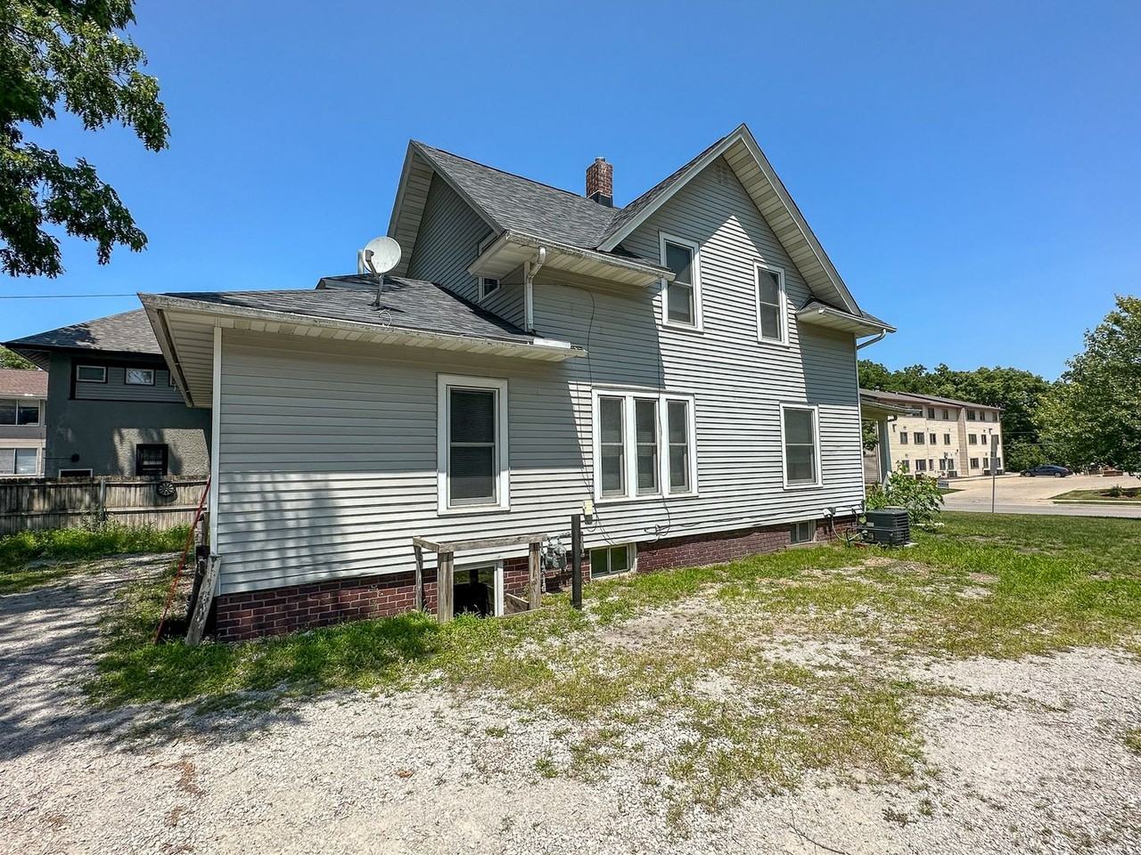 531 Welch Ave - Photo 2 of 3