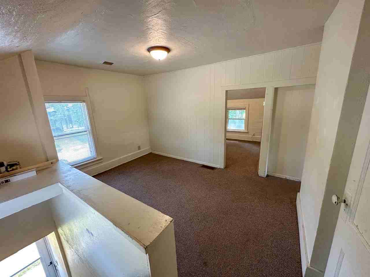 3324 Story St - Photo 4 of 18