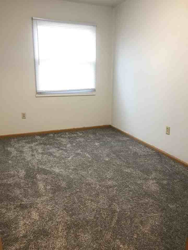 3414 West St - Photo 6 of 10