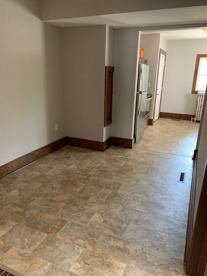 227 Sheldon Ave - Photo 7 of 25