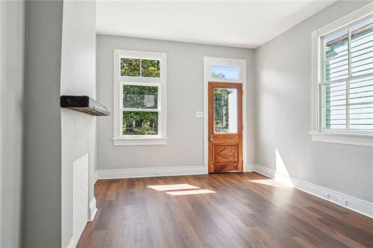 635-37 Reynes St - Photo 2 of 9