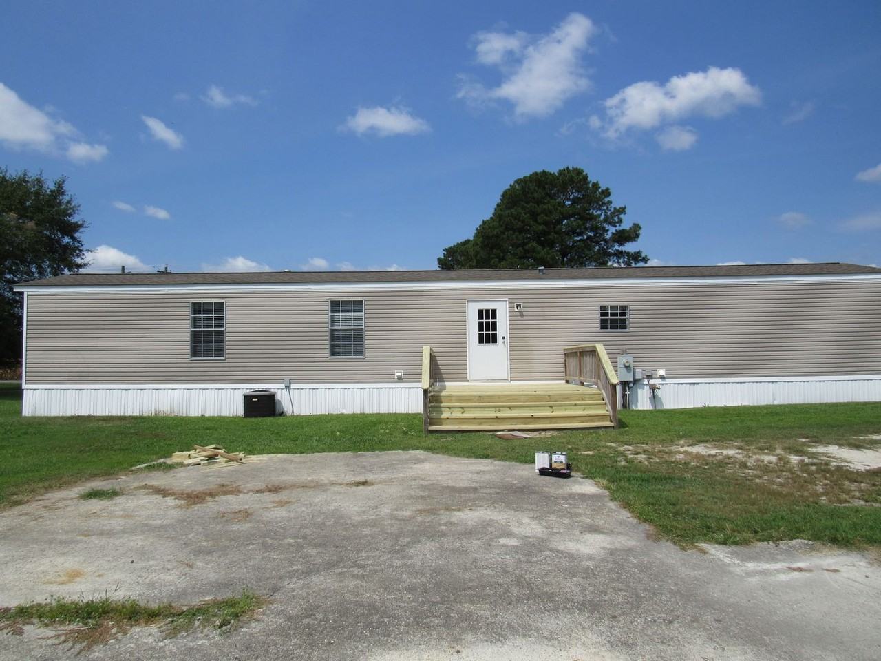 900 Nc 241 Hwy - Photo 2 of 31