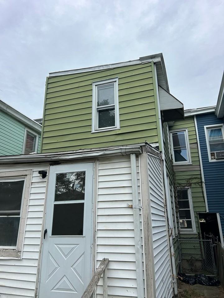 367 Hewitt St - Photo 7 of 20