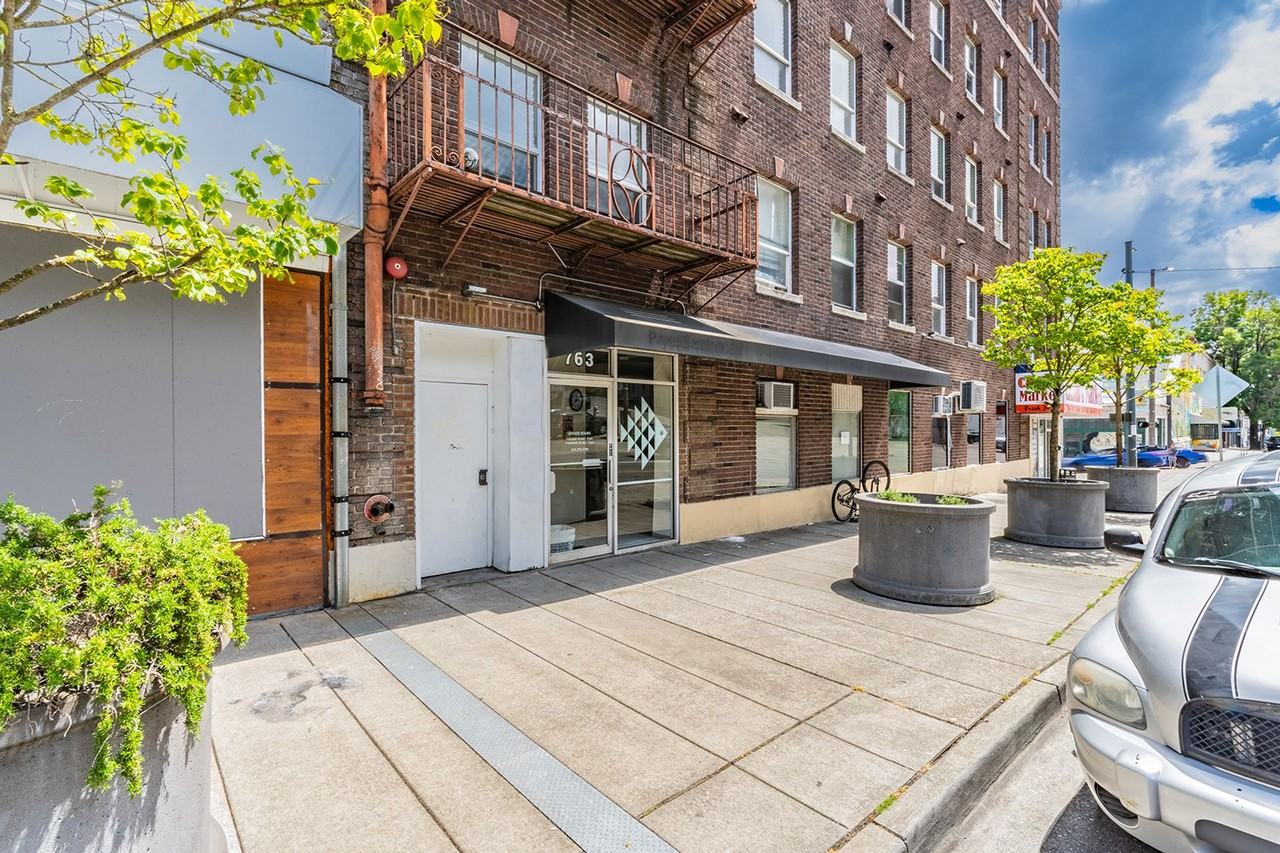 Rialto Apartments – Historic Charm Meet Attainable Urban Living - Photo 2 of 24