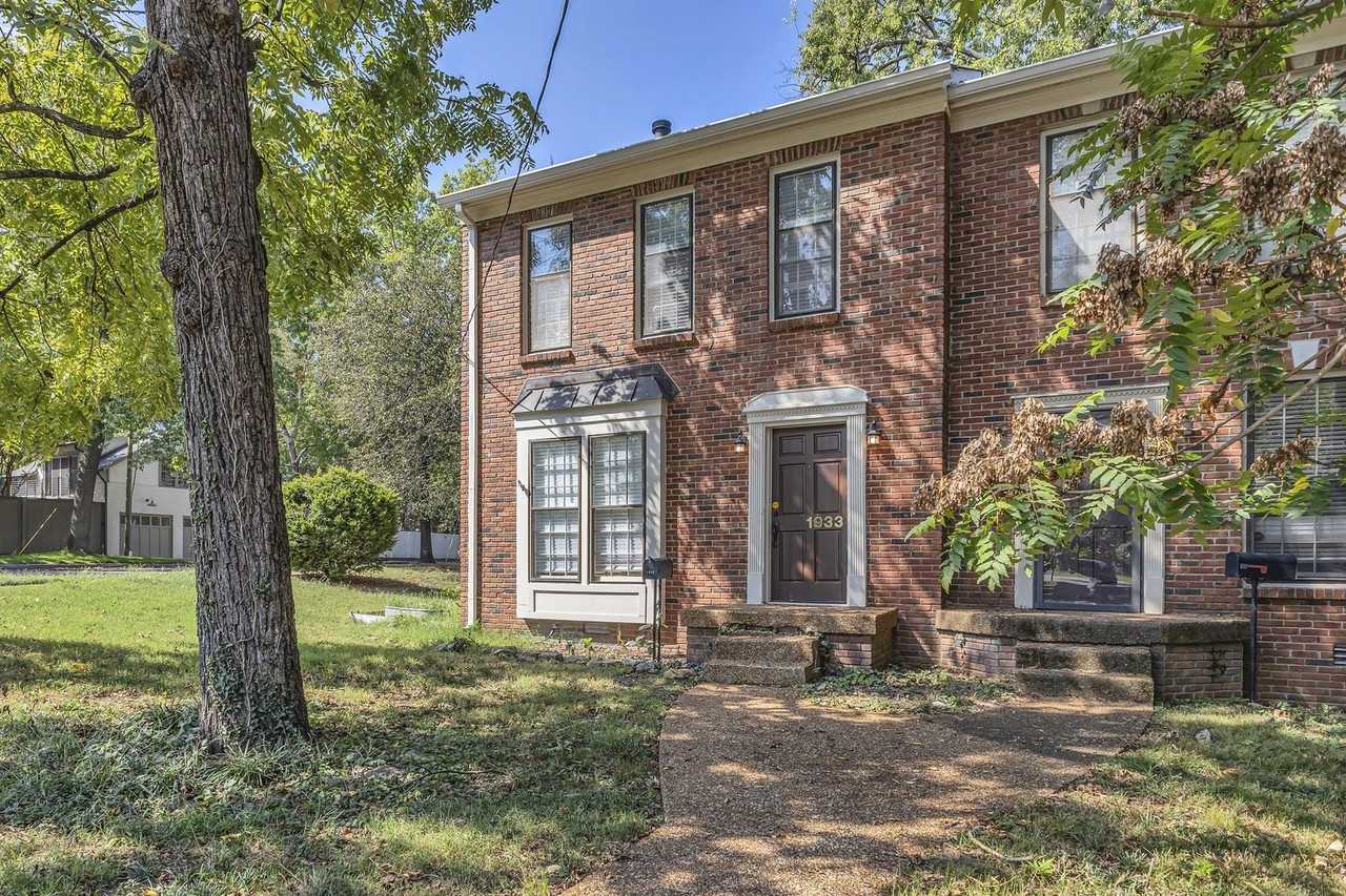 1933 18th Ave S - Photo 2 of 30