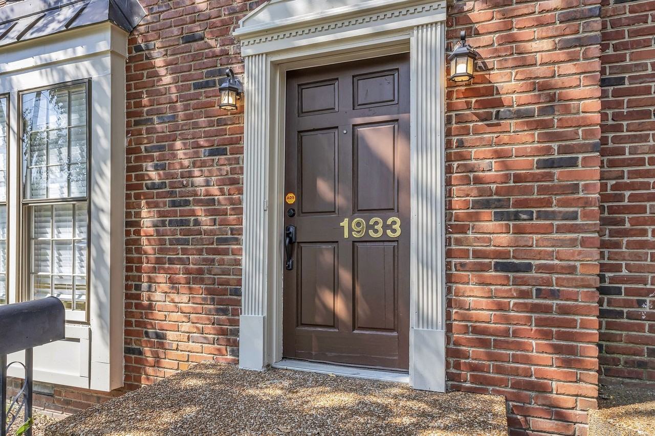 1933 18th Ave S - Photo 6 of 30