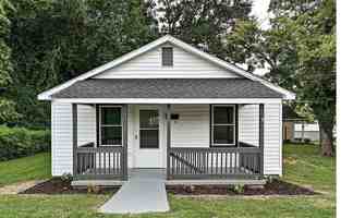 featured image of 225 Charlesvoix Ave