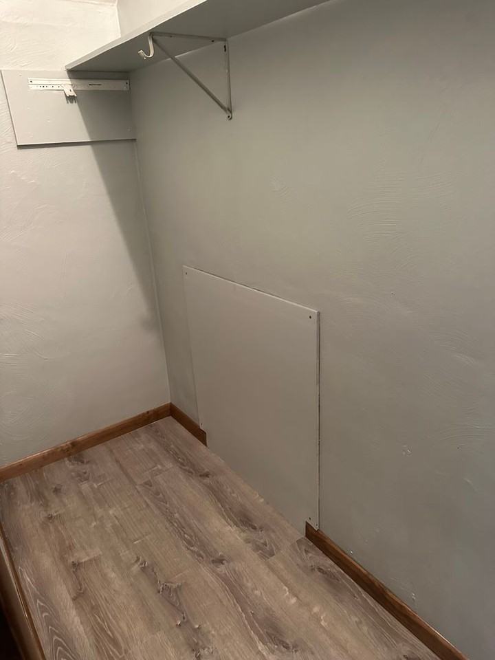 435 S Pacific Ave - Photo 5 of 7