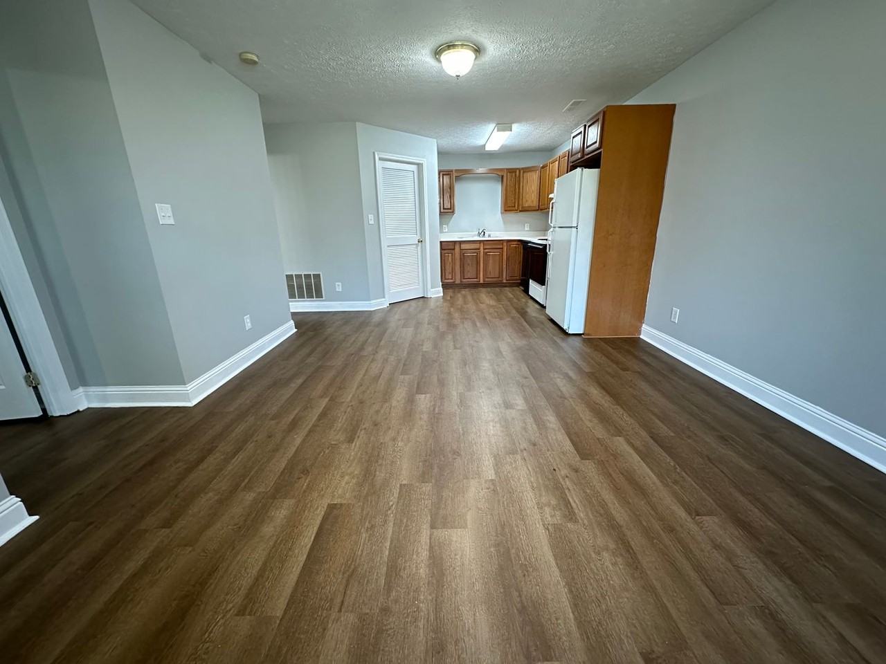 3466 Legacy Run - Photo 3 of 9