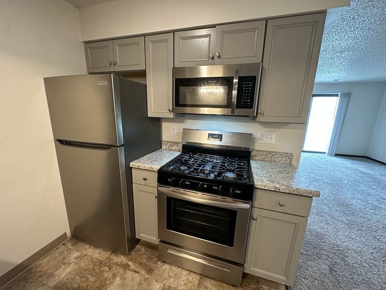 4518 Hutchison - Photo 6 of 43