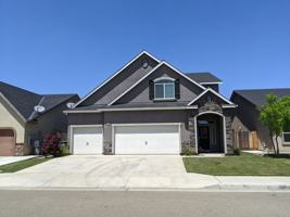 featured image of 6225 E Farrin Ave