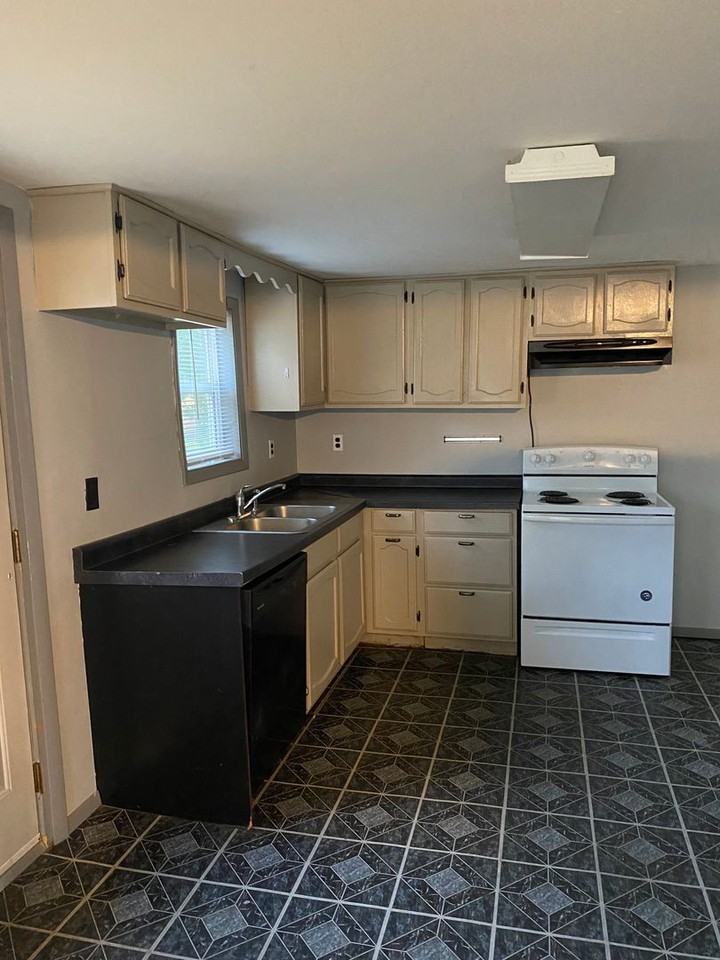 111 11th St Nw - Photo 3 of 12