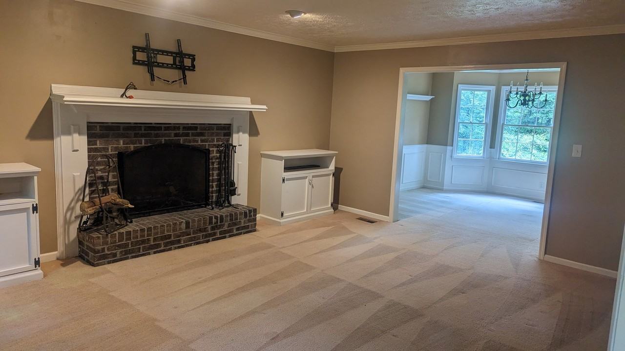 126 Brittney Ln - Photo 2 of 22