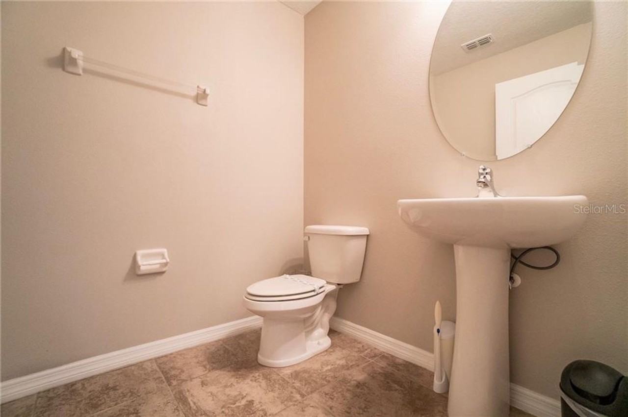 3595 Sanctuary Dr - Photo 4 of 23