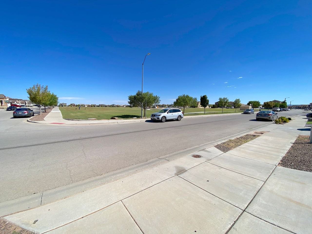7060 Copper Town Dr - Photo 3 of 35