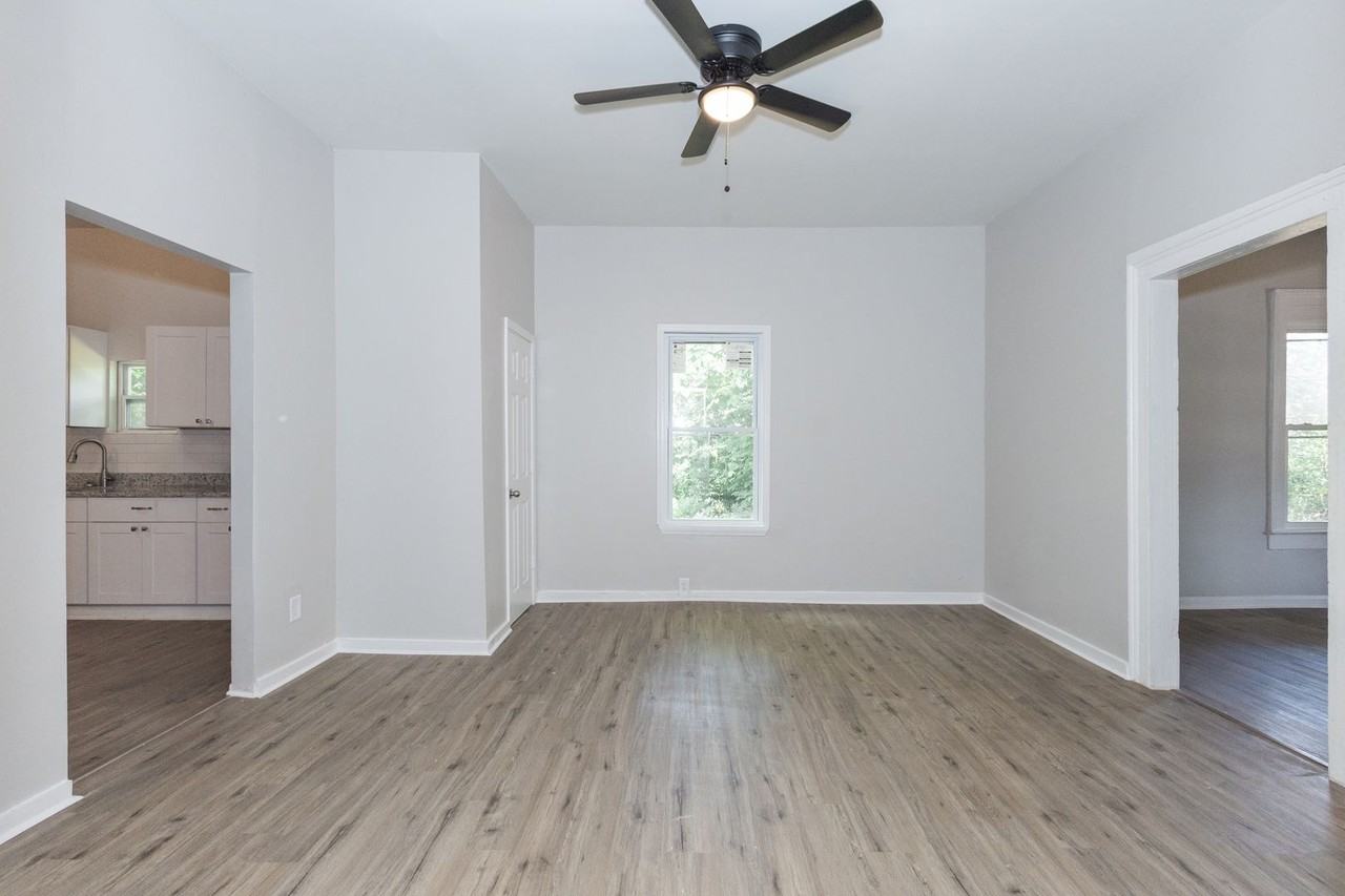 218 E Tinsley St - Photo 5 of 23