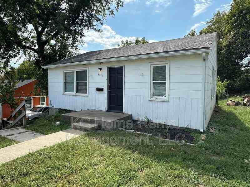 4415 Claudine Ln - Photo 2 of 25