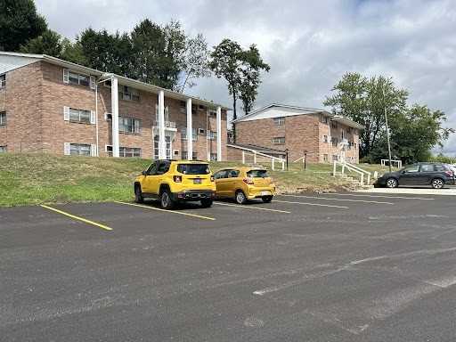 405 Colonial Dr #33 - Photo 4 of 12