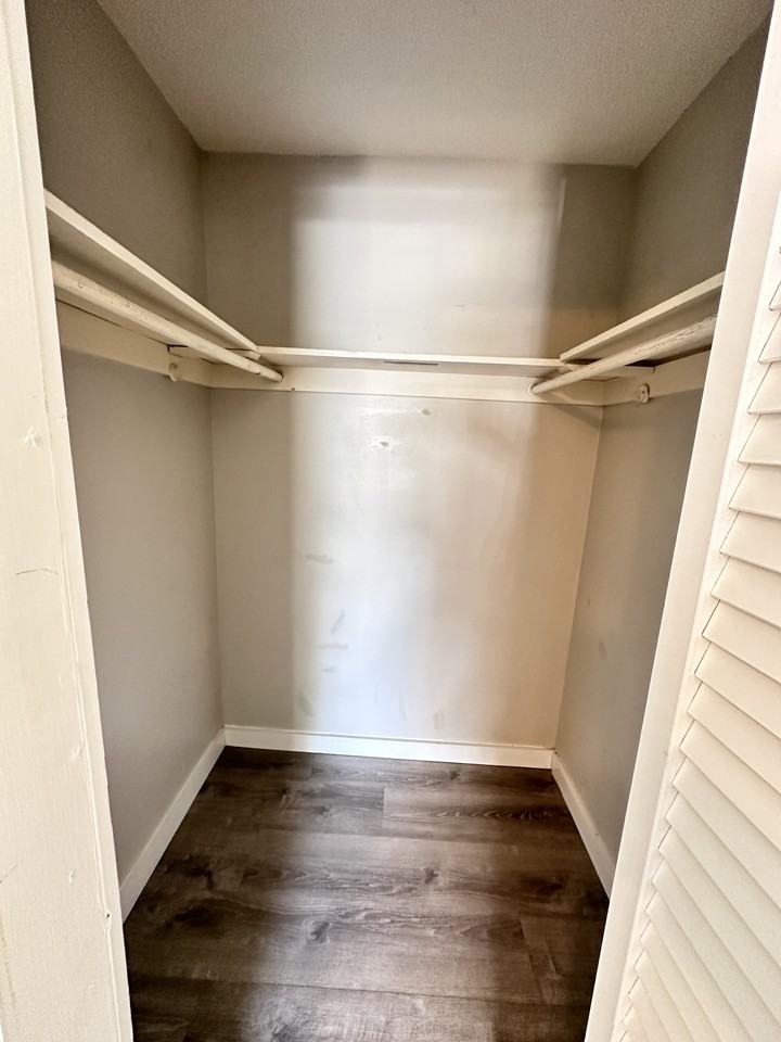 206 9th Street - Photo 3 of 10