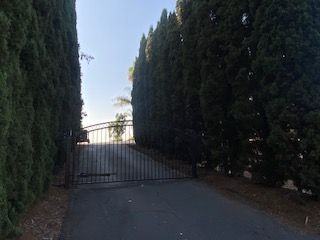 2426 Suncrest Blvd - Photo 6 of 15