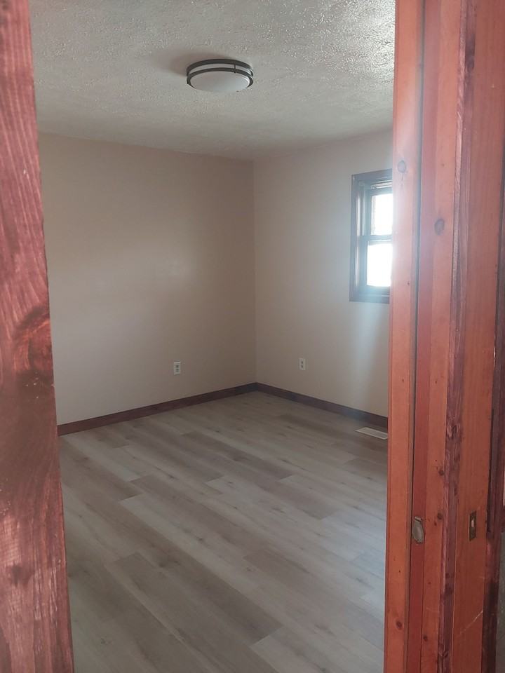 7 Huff St #7HUFFST - Photo 2 of 18