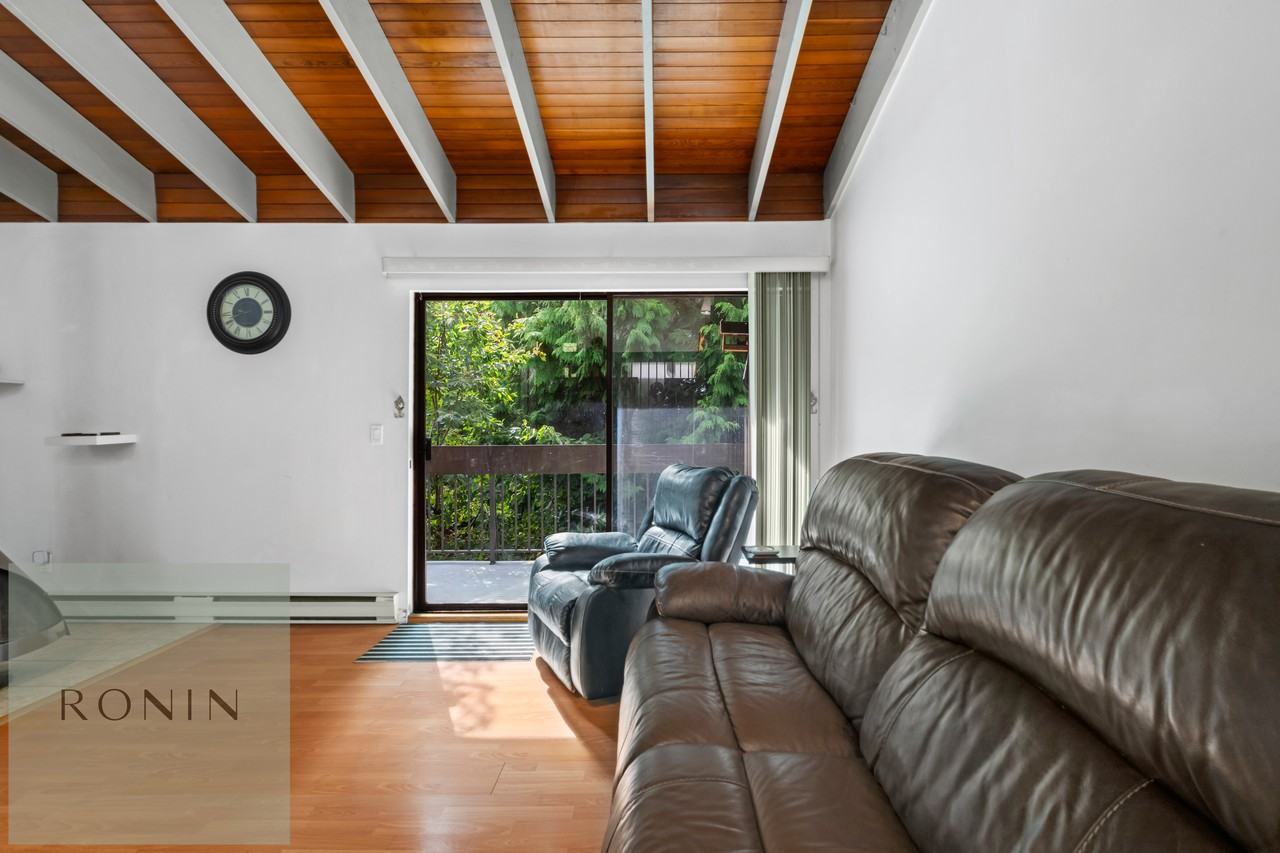 2690 Kingsford Avenue - Photo 3 of 26