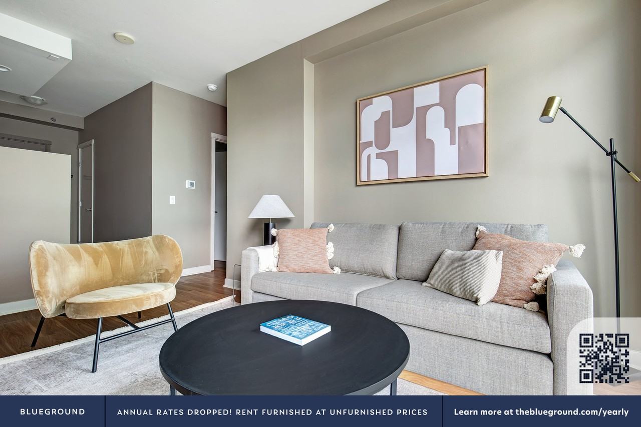 989 112th Ave Ne #203 - Photo 4 of 44