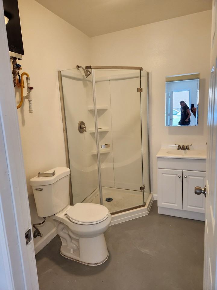 1177 1/2 E 41st Pl #NA - Photo 2 of 8