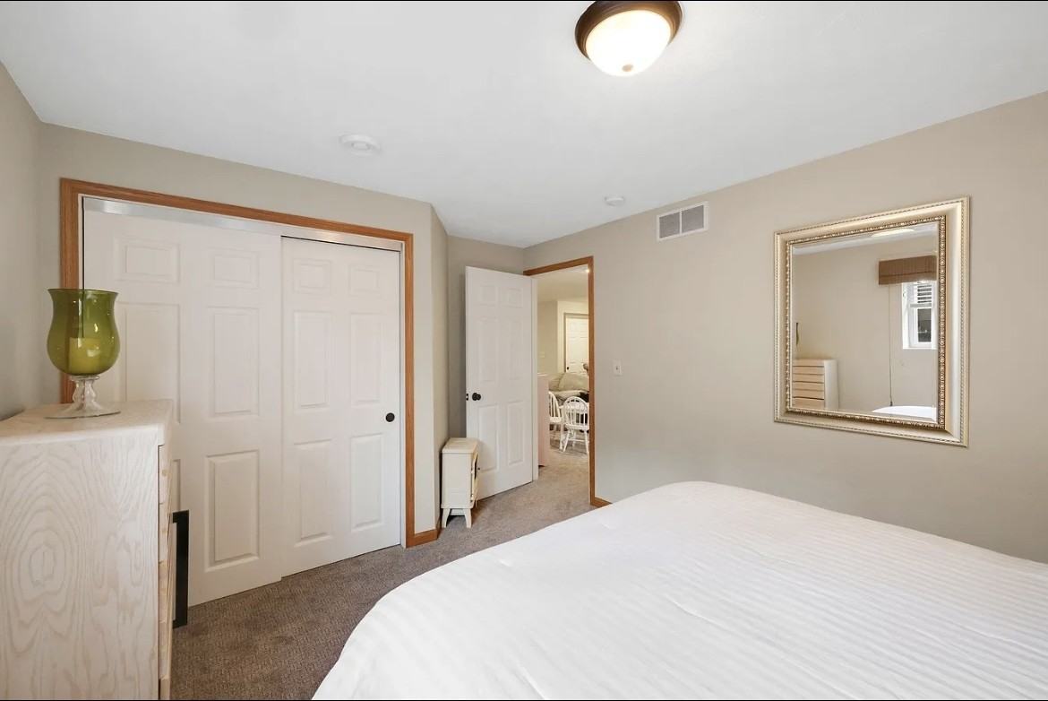 1547 Foxfire Ct #NA - Photo 2 of 20