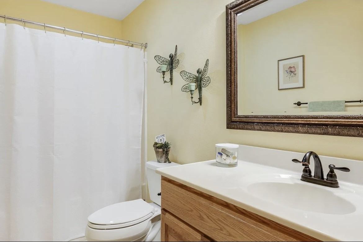 1547 Foxfire Ct #NA - Photo 3 of 20