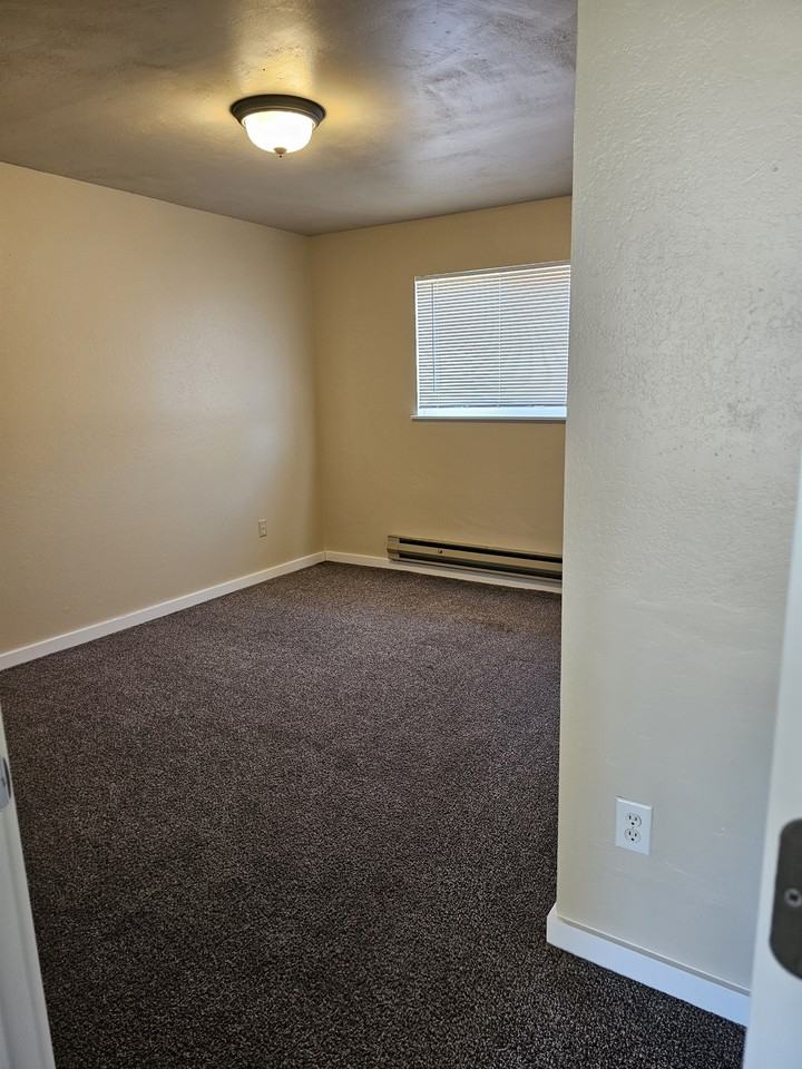 3869 S Gulley Ave #3869 - Photo 4 of 7