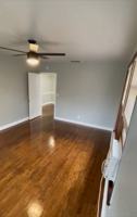 featured image of 2338 Oak St #4